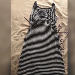Maternity Midi dress medium